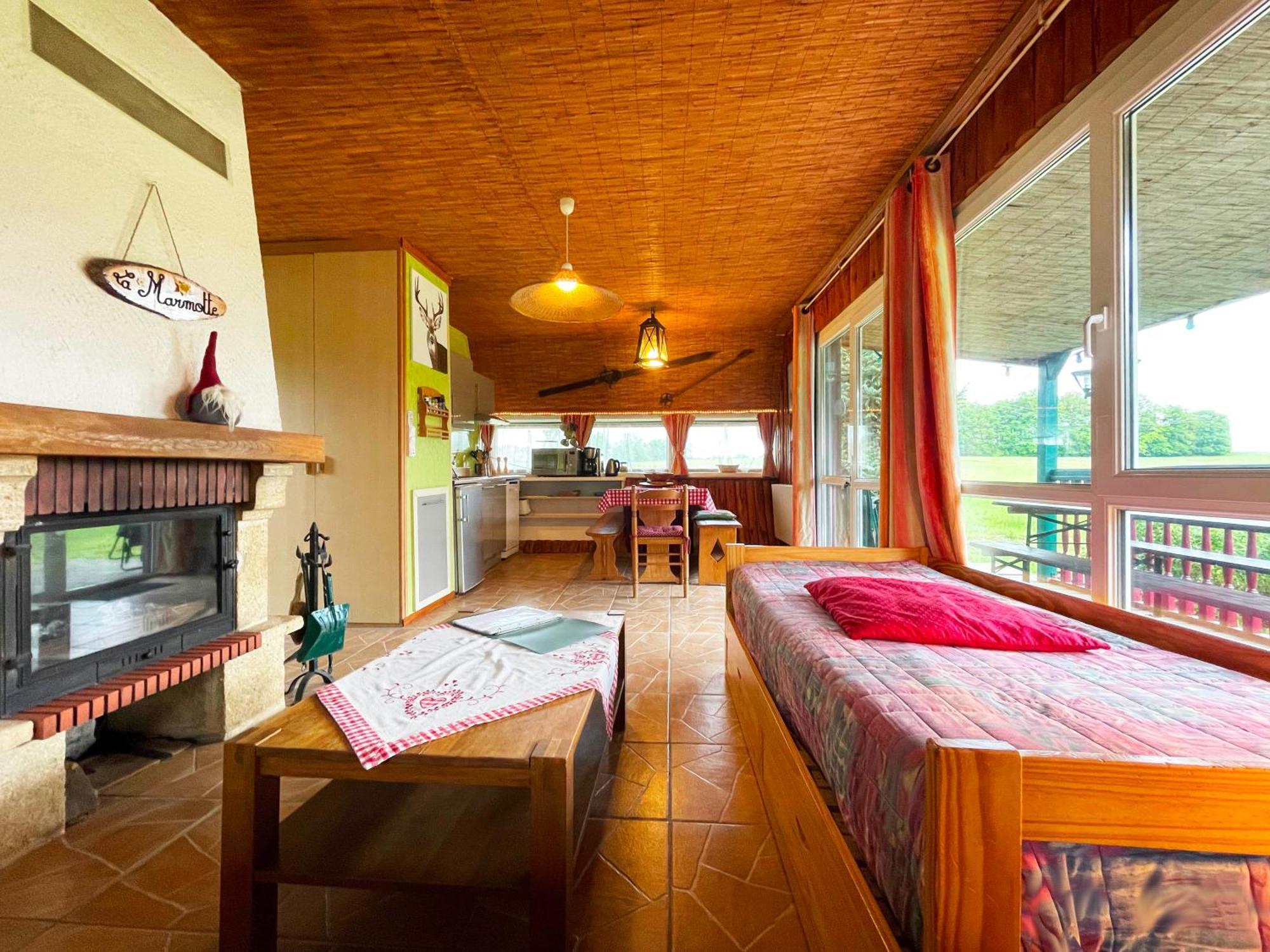 Chalets Des Trois Hetres Plombieres-les-Bains Exterior photo